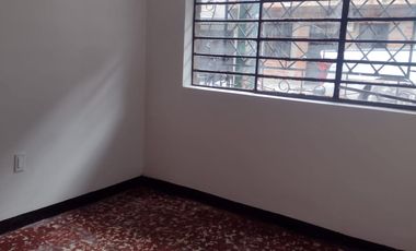 Venta Casa Primer Piso Robledo Kennedy con Terraza (Medellin