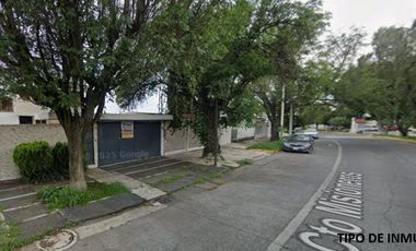 GRAN OPORTUNIDAD DE INVERSIÓN, PRECIOSA CASA EN REMATE BANCARIO!!