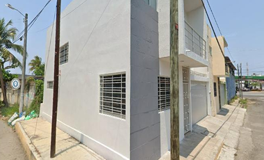 VENTA DE CASA EN VENUSTIANO CARRANZA DE VERACRUZ
