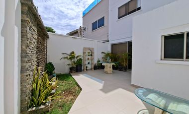 VENDO CASA EN VILLA SANTOS