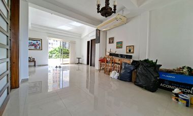 VENDO CASA EN VILLA SANTOS