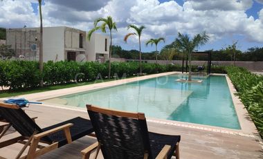 Casa en venta con rooftop en Cholul, Mérida Yucatán 2 recamaras