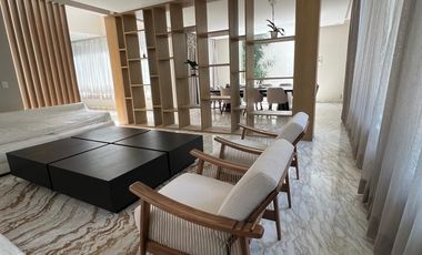 Residencia de Lujo en Exclusiva Privada del Pedregal.