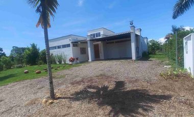 Vendo  lote Esquinero en el condominio campestre exclusivo bella Suiza