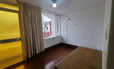 Casa De 3 Pisos En La Perla