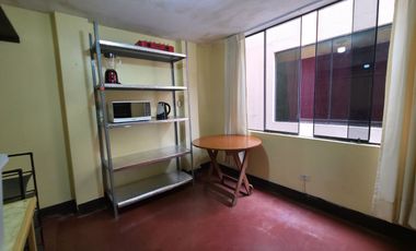 Casa De 3 Pisos En La Perla