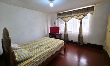 Casa De 3 Pisos En La Perla