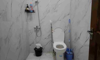 Disewakan rumah Buahbatu nilem 4+1 kamar tidur semi furnish