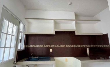 CASA EN ESQUINA DENTRO DE PRIVADA CON ALBERCA EN FRACCIONAMIENTO PALMA REAL, VERACRUZ