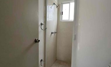 CASA EN ESQUINA DENTRO DE PRIVADA CON ALBERCA EN FRACCIONAMIENTO PALMA REAL, VERACRUZ