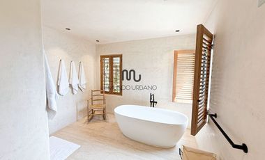 Casa espectacular en venta en Acapulco Punta Diamante con acceso a playa