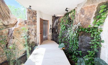 Casa espectacular en venta en Acapulco Punta Diamante con acceso a playa