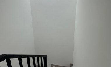 Disewakan Rumah 2 Lantai di Shila At Sawangan