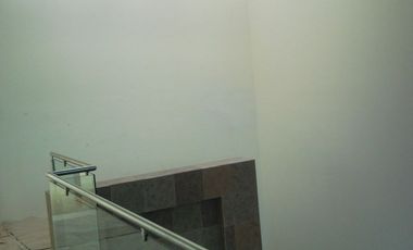 VALLE REAL. COTO NAPOLES. RENTA CASA MINIMALISTA. 4 Reca. 4. Autos.  Doble Seguridad., FRENTE A PARQUE. ZAPOPAN.