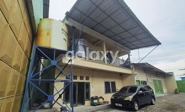 Dijual Cepat Gudang dan Pabrik Cat Nol Jalan Sukodono. Dekat Taman Krian, Sidoarjo.