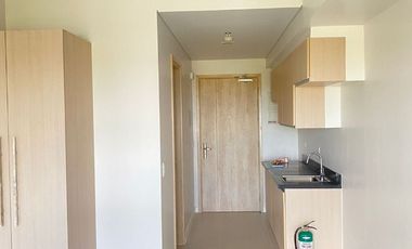 Condominium Unit for Sale/Rent