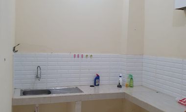 DIJUAL RUMAH BAGUS DAN TERAWAT HADAP TIMUR HARGA PALING MURAH DI ARCADIA DAAN MOGOT