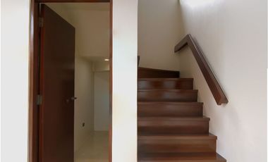 4-Bedroom House and Lot For Sale in Nasugbu-Tagaytay Highway Alfonso Csvite