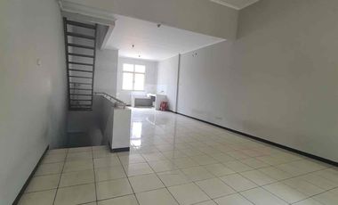 JUAL RUKO BAGUS LOKASINYA RAME DI JL JINGGA NIAGA KBP