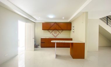 SH29 FOR SALE Brand New Townhouse in Multinational Village in Parañaque