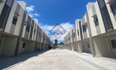 SH29 FOR SALE Brand New Townhouse in Multinational Village in Parañaque