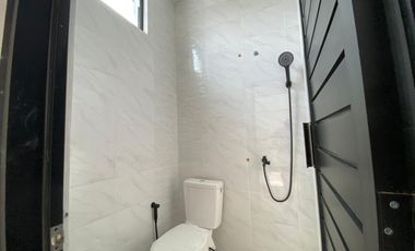 Rumah Cocok Untuk Investasi 5 menit ke Alun-Alun Karanganyar