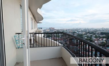 Spacious 1 Bedroom Unit in Calyx Residences