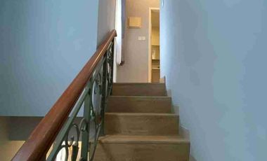 Super Murah Rumah Cantik Fully Furnished Siap Huni Lokasi Paling Favorite