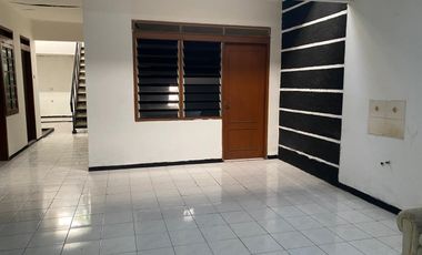 Disewakan Dijual Rumah Siap Huni Kembar Mas Utara Kota Bandung