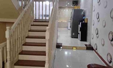 Ruko + rumah 3 lantai strategis di pusat kota Pontianak, Jl. Gajah Mada