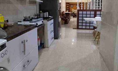 Ruko + rumah 3 lantai strategis di pusat kota Pontianak, Jl. Gajah Mada