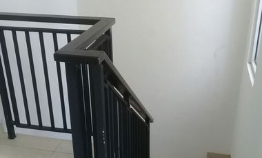 Disewa Rumah Siap Huni di cluster Australia 6x15m, 2AC Green Lake City