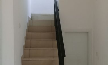 Disewa Rumah Siap Huni di cluster Australia 6x15m, 2AC Green Lake City