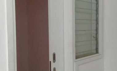 Disewa Rumah Siap Huni di cluster Australia 6x15m, 2AC Green Lake City