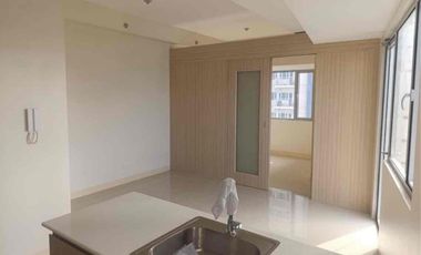 Prime Condo for Sale beside Boni MRT Station | Light 2 Residences by SMDC