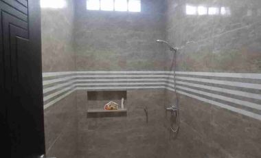 dijual Rumah Baru 2 Lantai Arcamanik kota Bandung SHM 3,5 M / Nego