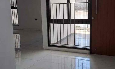 DIJUAL RUMAH SEMI MINIMALIS SIAP HUNI DI SAYAP JENDRAL SUDIRMAN BANDUNG