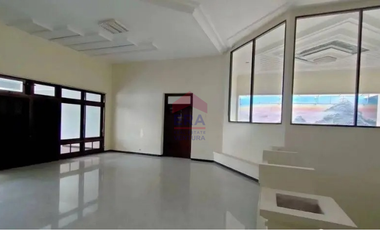 Rumah Komersial Nol Jalan Cocok Untuk Kantor & Bank di Jl. Raya Jemur Andayani dekat Jemursari, Rungkut, Kutisari, Wonocolo, Siwalankerto, Raya A Yani