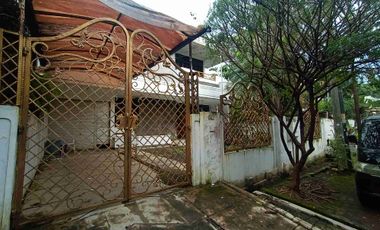 Rumah strategis di lebak bulus (dekat mrt) cocok untuk kantor dan hunian