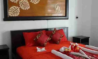 For sale private villa super cheap just 7 minute drive to central Lovina full furniture