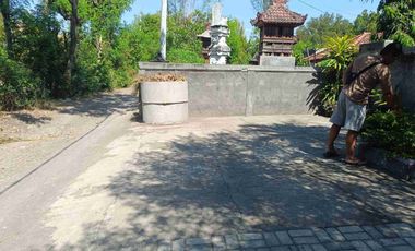 For sale 2 bedroom private villa close to beach for snorkeling and diving