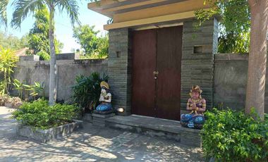 For sale 2 bedroom private villa close to beach for snorkeling and diving