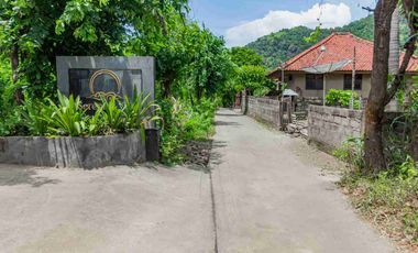 For sale 2 bedroom private villa close to beach for snorkeling and diving