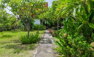For sale 2 bedroom private villa close to beach for snorkeling and diving