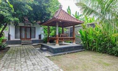 For sale 2 bedroom private villa close to beach for snorkeling and diving