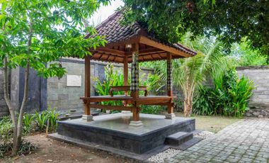 For sale 2 bedroom private villa close to beach for snorkeling and diving