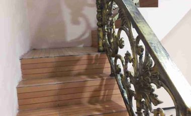 Disewakan rumah 2 lt di Kayu Putih Utara. Jaktim