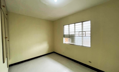 For sale 4-door Apartment 250sqm in Moonwalk Paranaque City