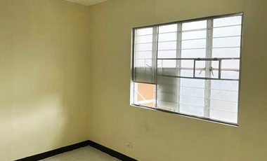 For sale 4-door Apartment 250sqm in Moonwalk Paranaque City