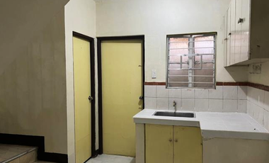 For sale 4-door Apartment 250sqm in Moonwalk Paranaque City